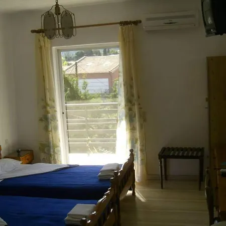 La Cite Family Hotel & Apartments-Studio For 4