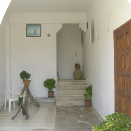 La Cite Family Hotel & Apartments-Studio For 4 * Мораитика