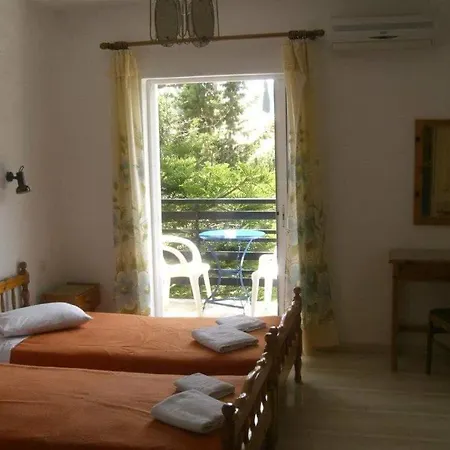 La Cite Family Hotel & Apartments-Studio For 4