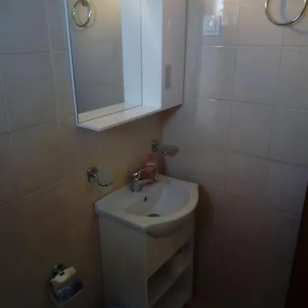 La Cite Family Hotel & Apartments-Studio For 4